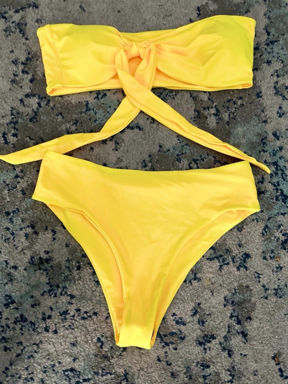 Get Spring and Summer Ready!! Women’s Bandeau Bikini 💛💛💛